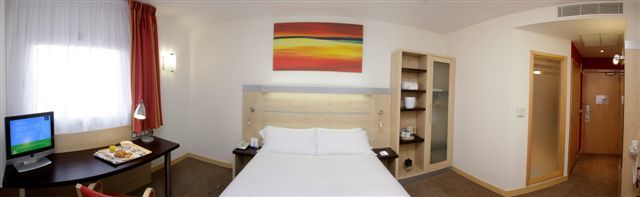 Hotel Express By Ihg Vitòria